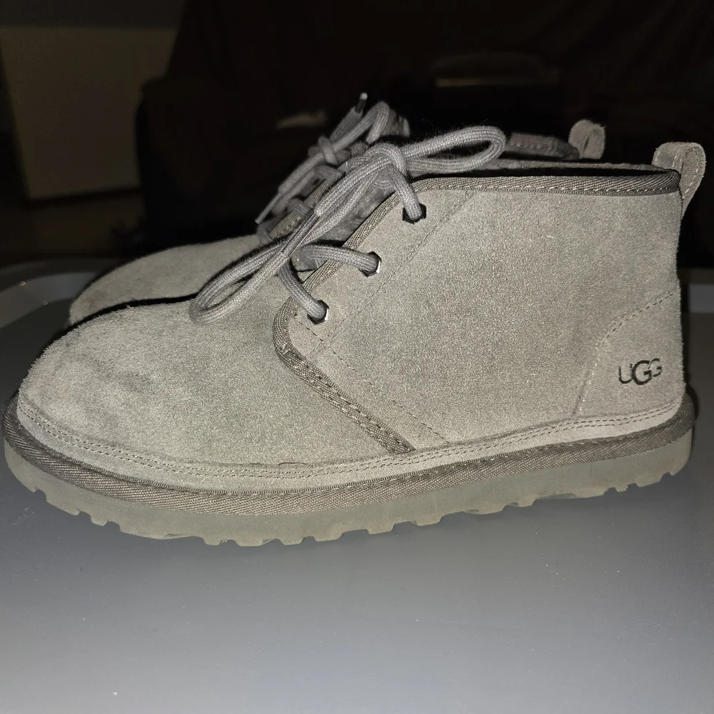 UGG Men's Light Brown Chukka Boots